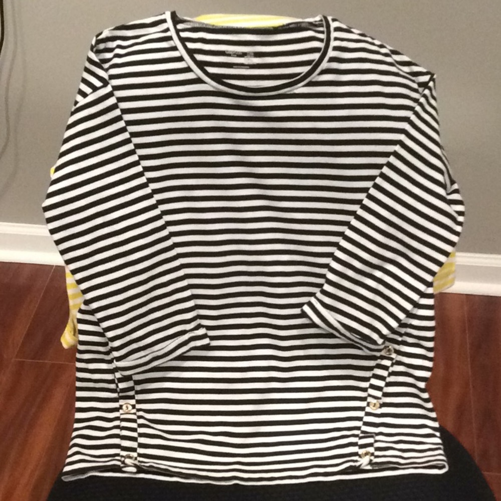 Gap Tops